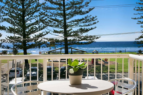 Camden House #11 - Accommodation Yamba 0