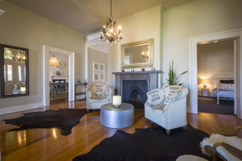 Camellia Cottage - Accommodation Yamba 1