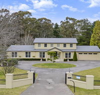 Camelot - superbly proportioned and ideally located - Accommodation Yamba