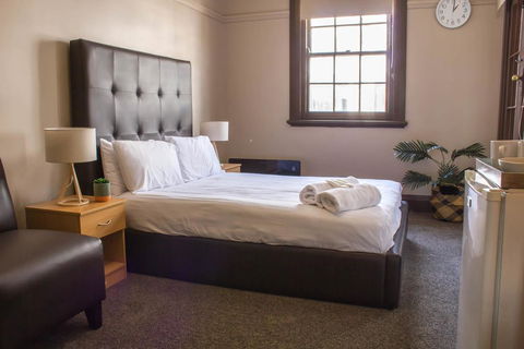 Campsie Hotel - Accommodation Yamba 0