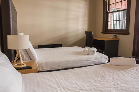 Campsie Hotel - Accommodation Yamba 1