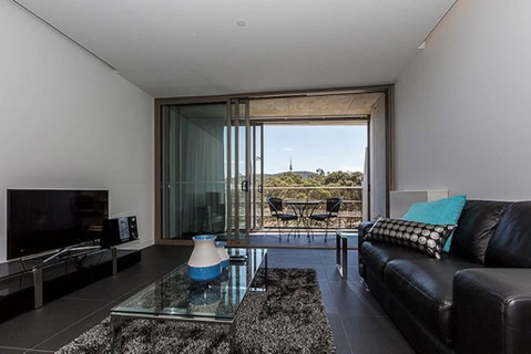 Canberra Luxury Apartment 8 - Accommodation Yamba 2