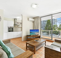 Carlton Apartments - Accommodation Yamba