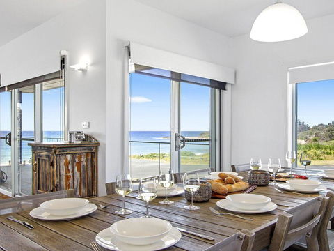 Catalina - Brand New House - Accommodation Yamba 0