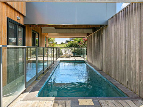 Cayley - Accommodation Yamba 0