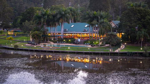 Cedar Lake Country Resort - Accommodation Yamba 1