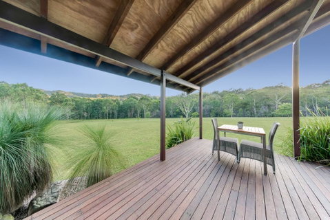 Cedars Mount View - Accommodation Yamba 2