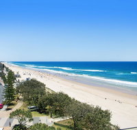 Central Surfers Paradise - Absolute Beachfront - Accommodation Yamba