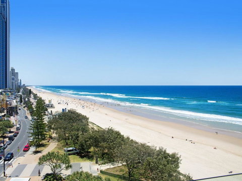 Central Surfers Paradise - Absolute Beachfront - Accommodation Yamba 0