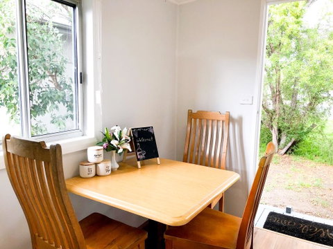 Charming Cottage Cessnock Hunter Valley - Accommodation Yamba 3