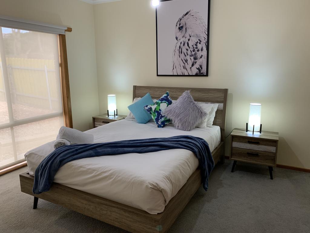 Kennington VIC Accommodation Yamba
