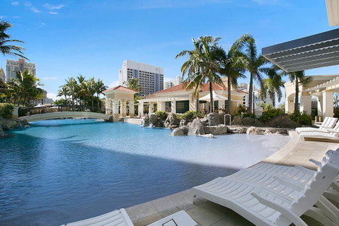 Chevron Renaissance By GCHS - Accommodation Yamba 1