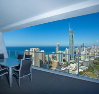 Circle on Cavill - Private Apartments - Accommodation Yamba