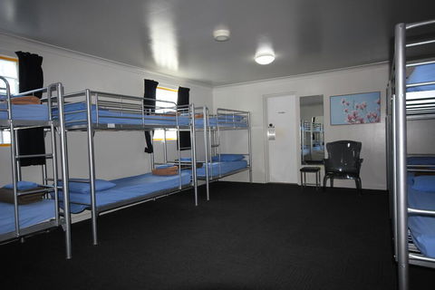 City Backpackers HQ - Accommodation Yamba 3