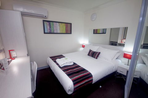 City Edge Brisbane Hotel - Accommodation Yamba 0