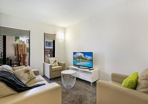City Getaway Modern Bowen Hills 1 Bedroom With Free WIFI And Parking - Accommodation Yamba 1