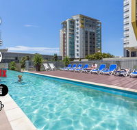 CITY PENTHOUSE  Views Wine Pool Gym Netflix - Accommodation Yamba