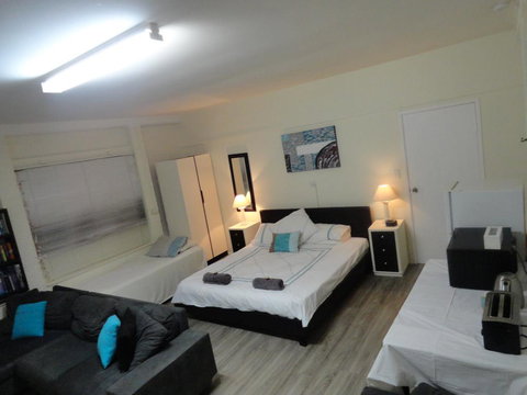 Cleveland B&B - Private Studio Room - Accommodation Yamba 0