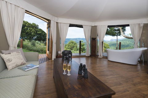 Clouds Safari - Accommodation Yamba 3