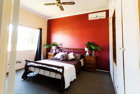 Coal D' Vine Cottage - Cessnock NSW - Accommodation Yamba 1
