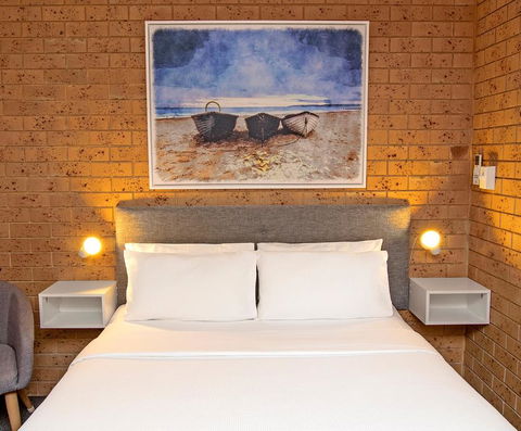 Coast Inn Motel - Accommodation Yamba 0