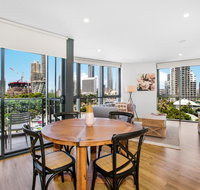 Coastal Apartment with Balcony Parking and Pool - Accommodation Yamba