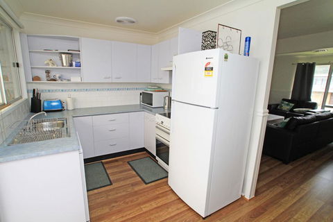 Cockatoo House - Accommodation Yamba 3