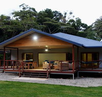 Coconut Beach House - Accommodation Yamba