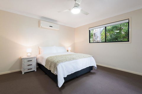 Combles Rd - Accommodation Yamba 3