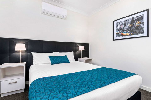 Comfort Inn & Suites Manhattan - Accommodation Yamba 2
