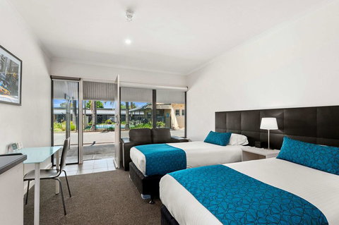 Comfort Inn & Suites Manhattan - Accommodation Yamba 3