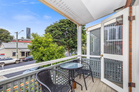 Comfort Inn Spring Hill Terraces - Accommodation Yamba 1