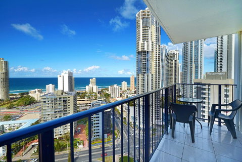 Condor Ocean View Apartments Surfers Paradise - Accommodation Yamba 0