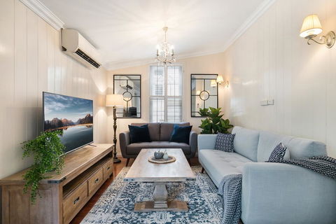 Contemporary Cottage In Perfect Lifestyle Address - Accommodation Yamba 0