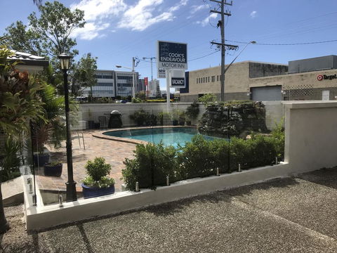 Cooks Endeavour Motor Inn - Accommodation Yamba 2