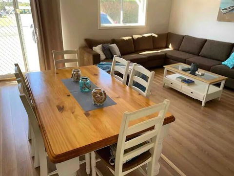 Cosy Cottage - Accommodation Yamba 0