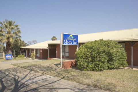 Country Roads Motor Inn - Accommodation Yamba 1