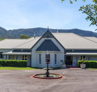 Cowley House - stunning entertainer views pool - Accommodation Yamba