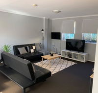 Cozy 3BR Townhouse in Liverpool CBD with parking - Accommodation Yamba