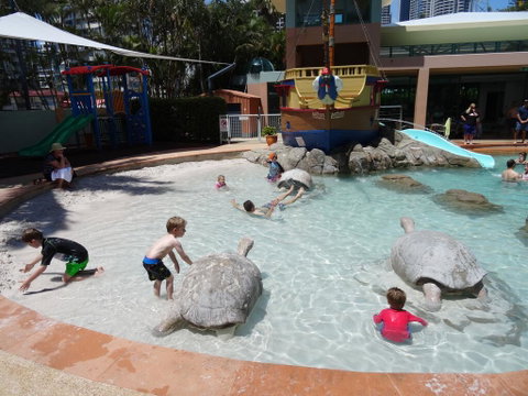Crown Towers - Accommodation Yamba 3