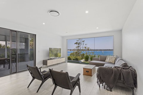 Danalene Parade, 46B Maggie's Place - Accommodation Yamba 1