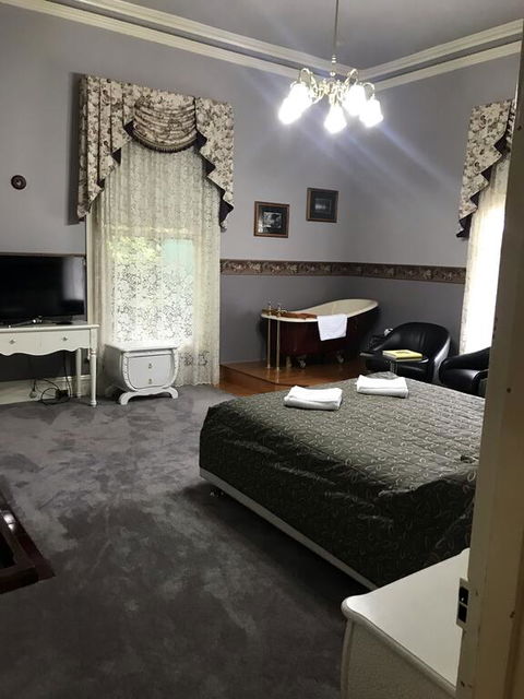 Daylesford Central Motor Inn - Accommodation Yamba 3