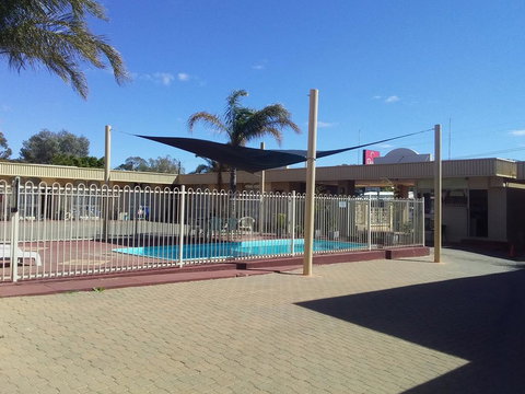 Desert Sand Motor Inn - Accommodation Yamba 2