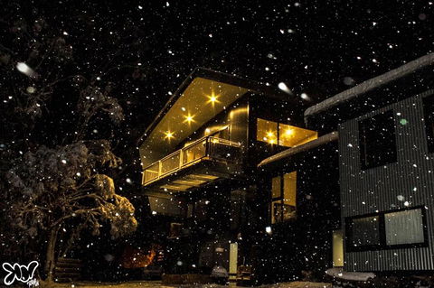 Diana Alpine Lodge - Accommodation Yamba 0