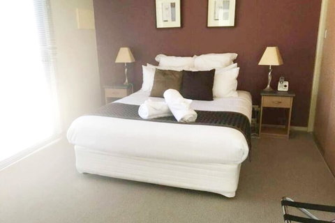 Do You Have To Self Isolate Do It In Peace & Tranquility - Accommodation Yamba 2