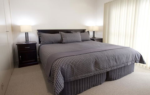 Dolphin Shores - Accommodation Yamba 2