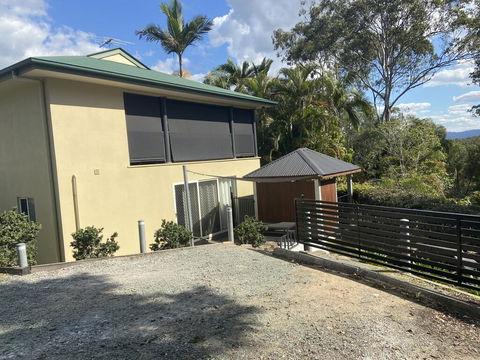 Eatons Hill Hidden Valley Retreat - Accommodation Yamba 3