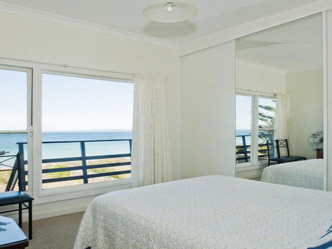 Eden On The Beach - Beachside Getaway - Accommodation Yamba 3
