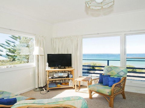 Eden On The Beach - Beachside Getaway - Accommodation Yamba 1