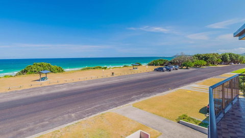 Edgewater 1 - Accommodation Yamba 1